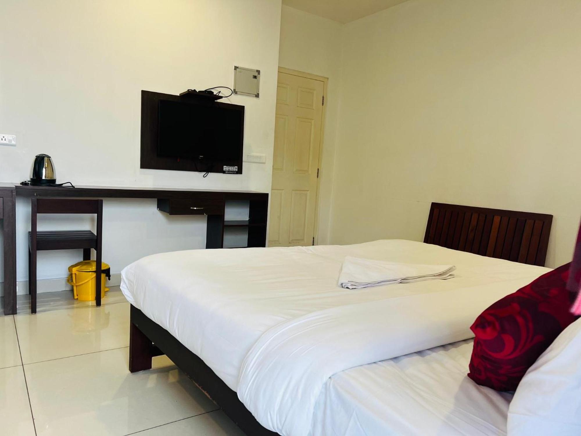 White House Inn Kochi Exterior photo