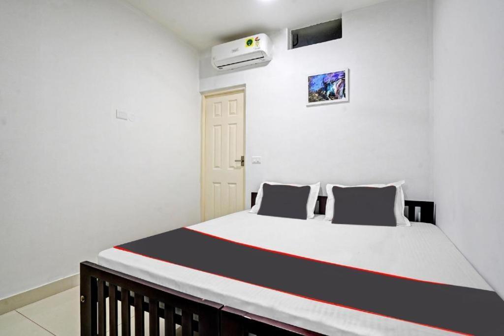 White House Inn Kochi Exterior photo